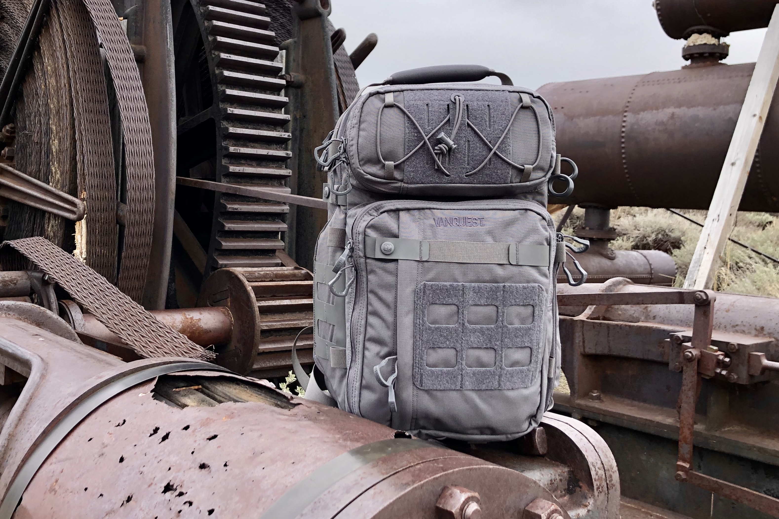 TRIDENT-21 featuring hybrid side and top access.